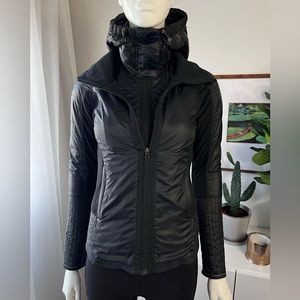 LULULEMON Goose Down Jacket with removable inner vest layer and hood. Size 4/6